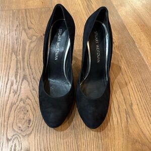 Stuart Weitzman black suede heels round toe size 8.5